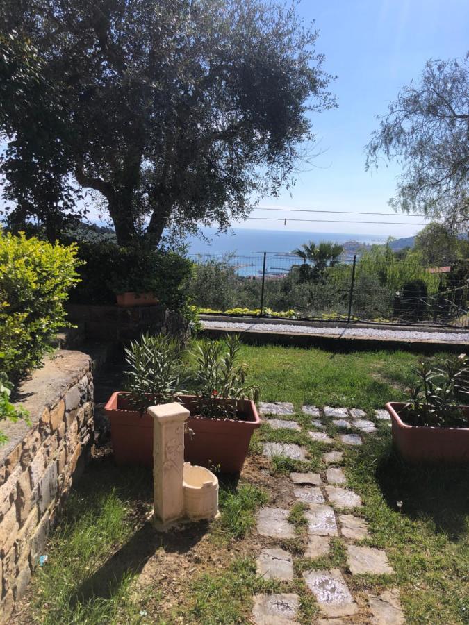 Le Jardin Sur Mer Avec Bike Et Mtb Tour Hotell Imperia Exteriör bild