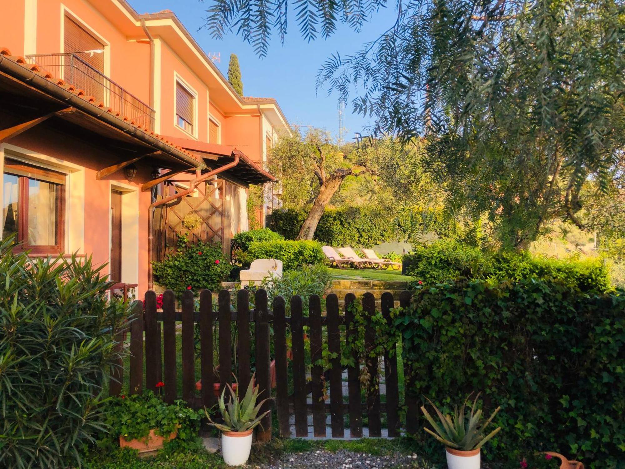 Le Jardin Sur Mer Avec Bike Et Mtb Tour Hotell Imperia Exteriör bild